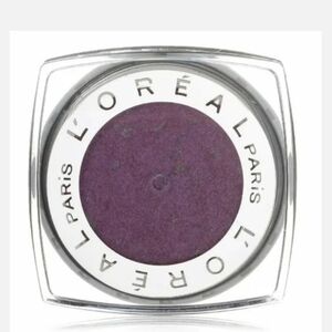 L'Oréal infallible eyeshadow shade 555